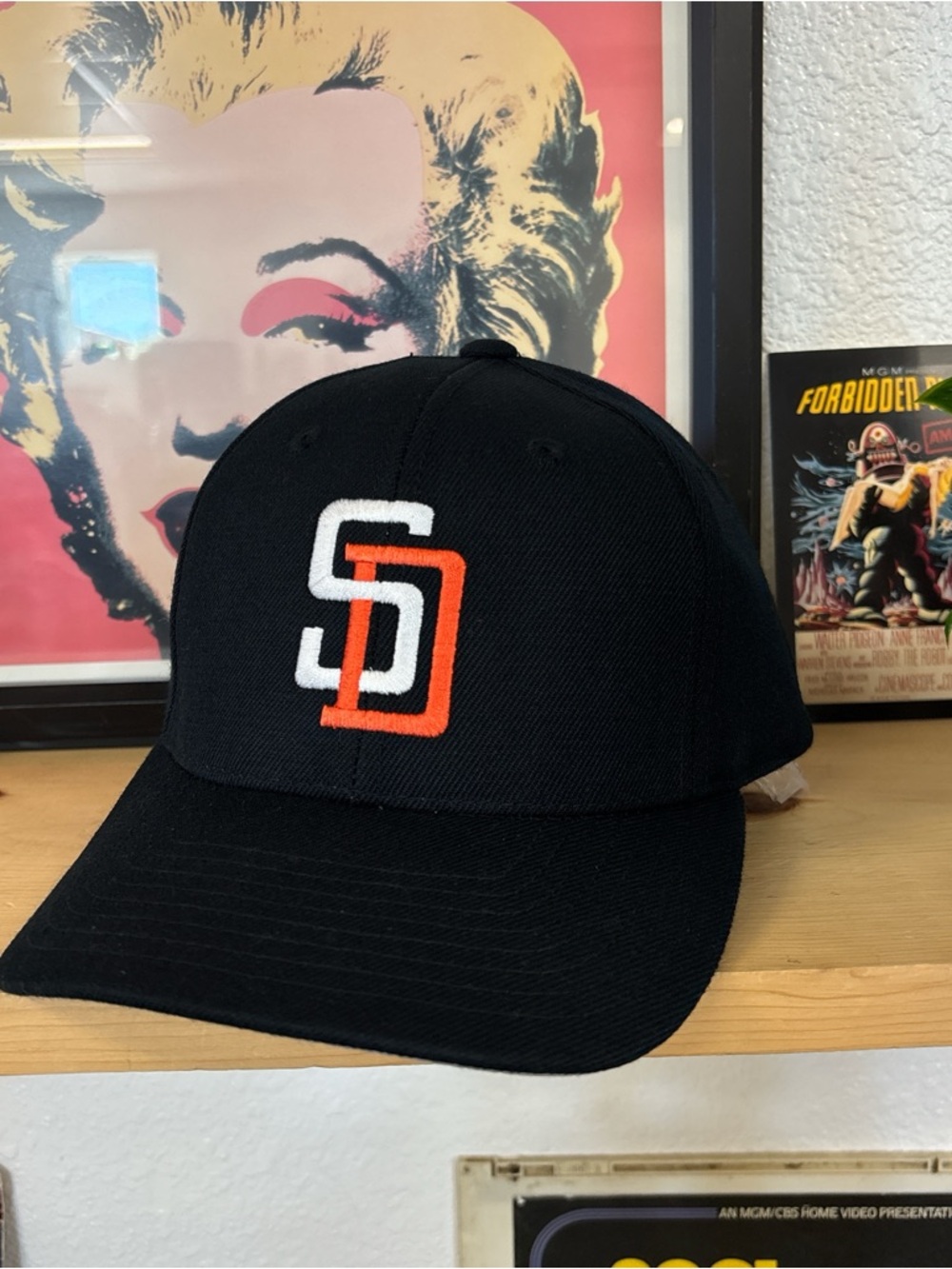 90’s San Diego Padres Black MLB Embroidered Logo Cap